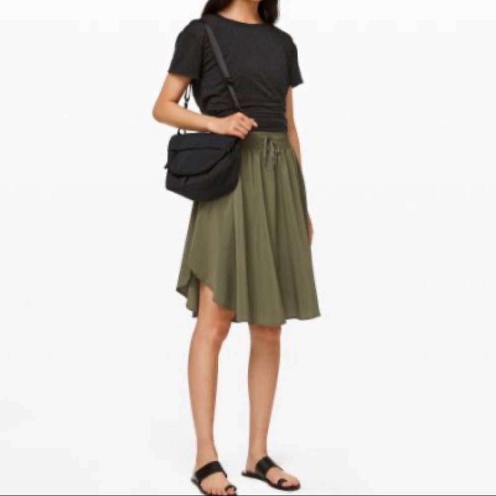 Lululemon Everyday High Waisted  Flowy Skirt